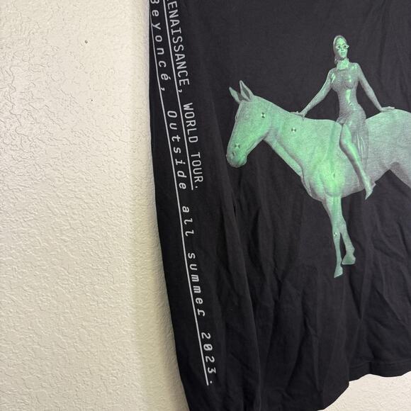 Beyoncé Renaissance World Tour Shirt Medium Concert Tee Green Horse Long Sleeve - Picture 5 of 12
